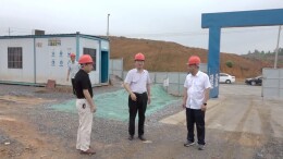 黄力督导项目建设工作
