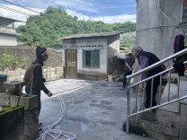 全域文明创建在行动丨凤凰县残联：发挥监督员作用 积极推进困难残疾人家庭无障碍改造工作