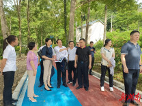 省人防办副主任谢晓清到通道调研新时代文明实践中心建设和乡村振兴工作