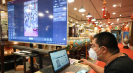 线上消费增强“新活力” 线下消费回归“烟火气”