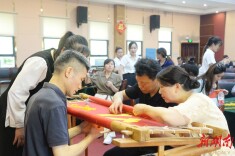 省人防办开展“绣党旗、感党恩、跟党走”活动