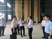 走村入户“握”实情，座谈交流“促”振兴