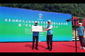 云溪区举办黄皋村新时代文明实践党员先锋志愿服务基地授牌暨“党员志愿服务先锋行”活动