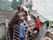 凤凰县木江坪镇：念好灾后人居环境整治“三字诀”