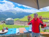 最美家乡美食推荐官|王浩：有酒有串有友，“家乡组合”走心