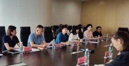 区长“化身”企业服务专员，进楼宇为企业鼓信心、送政策、解难题