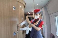 高铁列车上的这些装置，你都用对了吗？