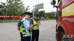 双牌启动路警联合整治货运车辆超限超载专项行动