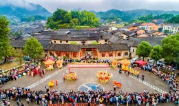 张谷英镇：文旅产业入佳境  特色小镇美名扬