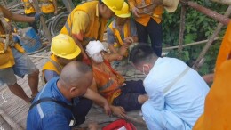 一工人高处坠落 永定消防紧急救援