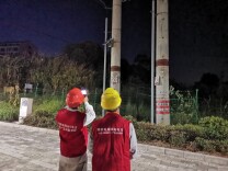 双牌：高温酷暑保电忙