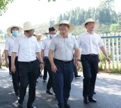 洪江市：比学赶超 农村人居环境整治提升现场推进会让乡村美起来