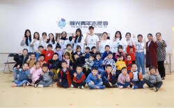 画像·创意组｜谢思健：师生创业，做青少年视力健康的守护者