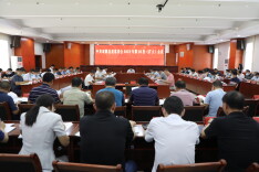 张跃斌主持召开双牌县委常委会2022年第20次（扩大）会议