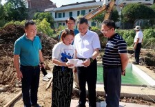 邓伟谋督导乡镇抗旱救灾工作