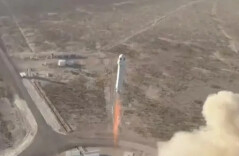 美“新谢泼德”飞行器不载人试飞时火箭坠毁