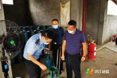 洪江市深入开展排查市场监管领域潜在风险隐患专项行动