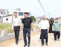 推动乡村振兴联点帮扶工作走深走实 邹犇淼带队走访调研大成桥村