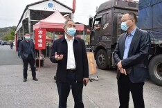 刘杰深入隔离点和健康服务站检查疫情防控