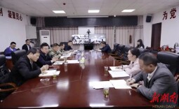 王洪灿坐班接访 调度重点信访事项化解工作
