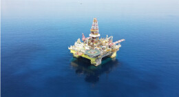 我国勘探发现首个深水深层大气田，探明储量超500亿立方米