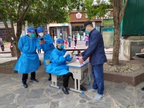 党建引领战疫情 三线作战有尖兵丨凤凰县科工信局：凝“信”聚力，“工”克时艰！