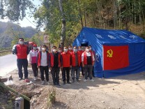 凤凰县千工坪镇：战“疫”中的“守门神”