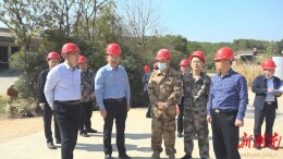 县领导督导调研大气污染防治、安全生产工作