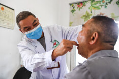 12.6万元种牙半年内掉了3次 当事人质疑种植手术存质量问题