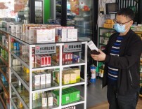 凤凰县市监局：“三加强”疫情期间全县零售药店监管