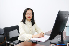 石尔：做“经师”和“人师”的统一者