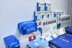 不止连花清瘟！新冠感染者居家康复，三张表格对症用药→