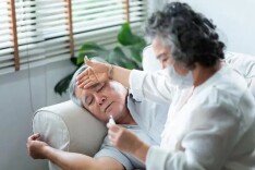 警惕“沉默性缺氧”！老年人感染新冠后出现这些情况应及时就医→