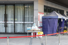 社会面核酸检测量呈断崖式下降：多地取消免费核酸采样点