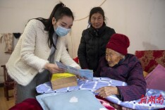 健康爱心防疫包，呵护“一老一小”群体