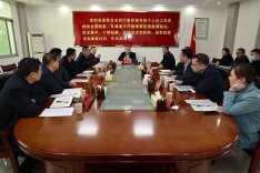 刘杰主持召开娄底高新区重点项目调度会强调：转作风 优环境 全力推动重点项目建设