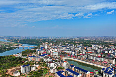 茶市镇：田园披锦绣 产业筑坦途