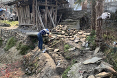 泸溪白羊溪乡：汛前全力修复人行道 提升居民出行安全感