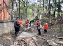 还金鹗公园一抹清绿