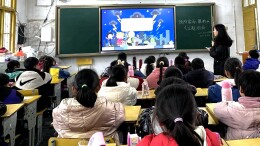 泸溪县兴隆场小学：开展防雷电暴雨安全教育