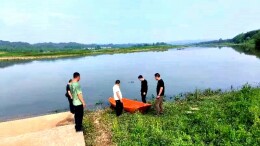 泸溪县浦市镇：“五.一”假日忙巡河  “一制度一行动”守护一江碧水