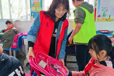 “开绘啦”儿童社会公益活动走进泸溪解放岩乡