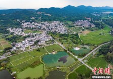 航拍南京郊外传统村落“新颜值”