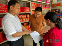 唐孝任到湘江乡开展烟花爆竹大检查