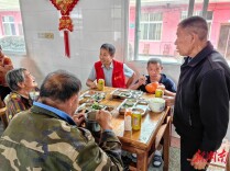 临澧县新安镇文昌社区：党旗飘扬“志愿情” “爱老护幼”暖人心