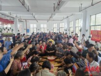 江华涔天河镇：浓情端午节 “粽”享欢乐时刻