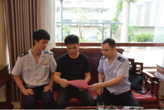 蓝山税务：廉洁家访架起“连心桥” 清廉家风涵养清朗税风