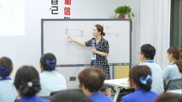 职创三湘·先锋创客｜黄易葳：海归青年跨行做“精英陪护”