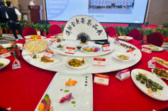 四代同灶 传承湘味——第十五届郑氏有味厨艺交流大会在长沙举行