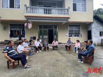 轻“洲”无惧万重山——90后党员周洲在永顺县蟠龙村传递的党员力量